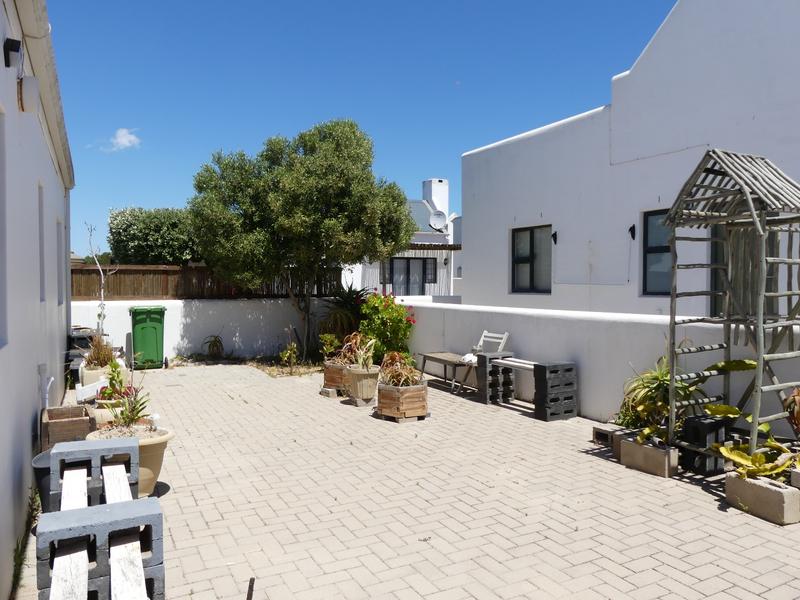 2 Bedroom Property for Sale in Britannia Bay Western Cape